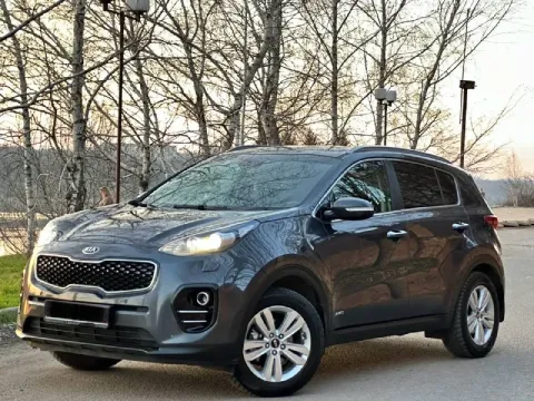 Kia sportage 4wd официал
2018Год
Двигатель 2.0 бензин
Коробка автомат
Пробег родной 138 тыс. Км
Авто... - фотография