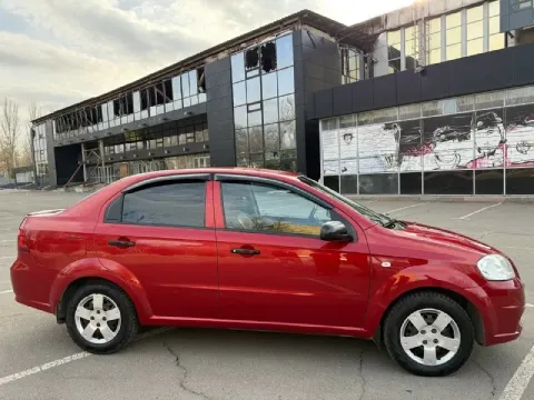 Chevrolet aveo ( chevrolet авео) двигатель 1.4 мт пробег родной 206.000км комплектация с кондиционер... - фотография