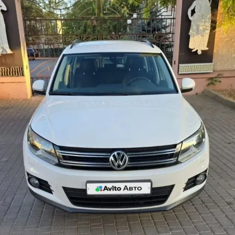 Продам volkswagen тигуан, 2013, пробег 144 тыс. кузов в родном окрасе. 1,4. датчики света, дождя, за... - фотография