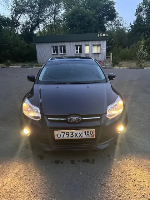 Продам ford focus 3 универсал 1.6 мкпп пробег :169000 жидкости все поменяны коробка: механика состоя... - фотография