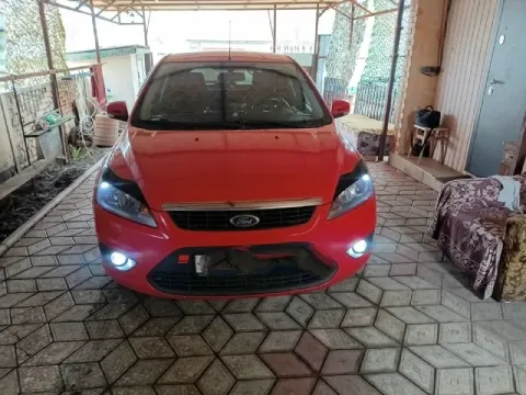 Продам форд фокус 2010г. мотор 1.8 пробег 252 000 км. по мотору и ходовой без нареканий. продажа от... - фотография