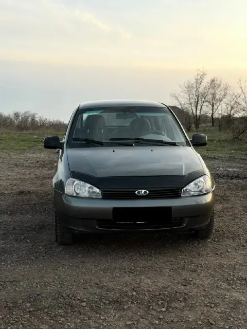 Lada kalina 2011г 64.000км пробега ( родной, везде отслеживается) 8 клапанный 1.6 надежный двигатель... - фотография