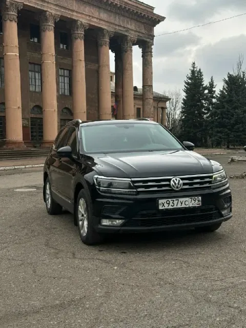 Продаётся volkswagen tiguan, 2017 год. 2.0 дизель, полный привод. автомобиль полностью обслужен и не... - фотография