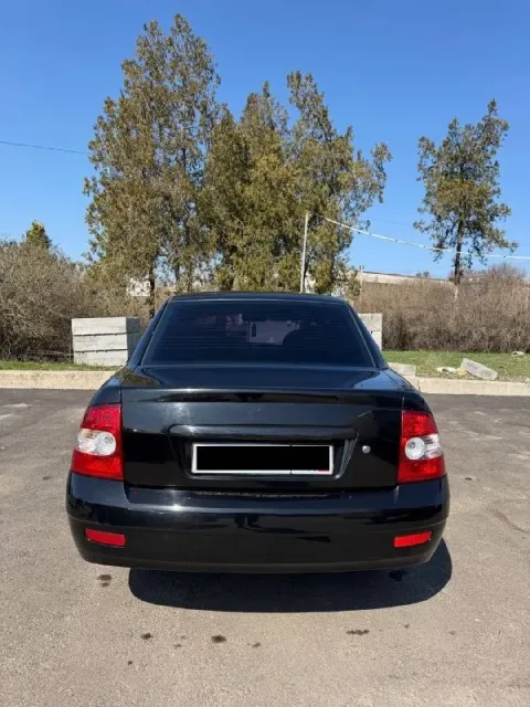 Продам ваз priora, 1.6 мт, 2008 года выпуска. машина в хорошем состоянии, мотор с выемками (клапана... - фотография