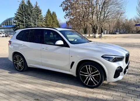 Продам х5 g05 40i! оригинальный пробег 97000км 3.0 бензин !авто европеец(германия)!салон автомобиля... - фотография