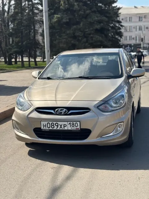 Продам hyundai solaris 2014 год 1.6 механика. пройден тех. осмотр. полностью зеленая автотека. авто... - фотография
