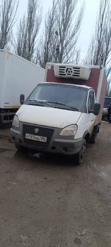 Продам газель бизнес 2010 год. нужно заниматься кабиной! автомобиль каждый день работает. рефрежират... - фотография
