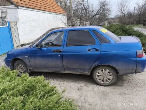 Продам ваз 2110.2005г. авто в нормальном состоянии двигатель на отлично 1.6 16кл. поршни с выямками... - фотография