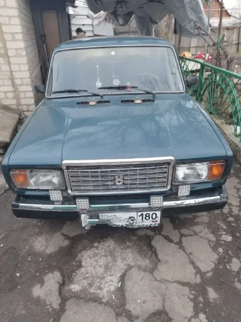 Продам. ваз 2107 2006г. в. в хорошем состоянии. стоит сигнализация, ц. замок. все нюансы видно на фо... - фотография