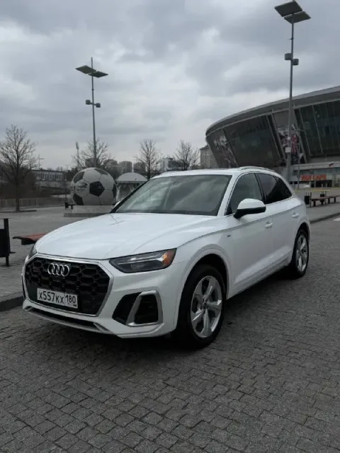 Audi q5 11/2021г мотор 2л, полный привод! авто в отличном состоянии, без ограничений на переоформлен... - фотография