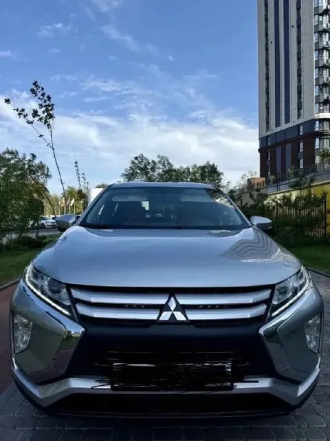 Мицубиси эклипс кросс 2018 год. Полный привод, автомат, обьем 1.5 турбо, пробег 69 тыс, хозяин по те... - фотография