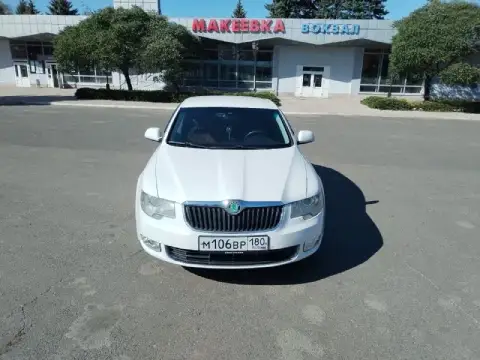 Продаю skoda суперб 2012 года.
2.0Л бензин, коробка дсг 6 ступенчатая с мокрым сцеплением. Сигнализа... - фотография