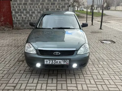 Продаю ваз 2172 приора 2010 года выпуска. родной пробег 222.000 км. технически на 5+ работает идеаль... - фотография