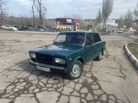 Продаю 2107 2007 выпуска в идеальном состоянии. пробег 225. передняя подвеска перебранная пороги пер... - фотография