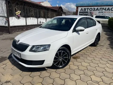 Skoda octavia - 2016года выпуска - 1.6 механика! читать внимательно!!! автомобиль весь в заводском о... - фотография