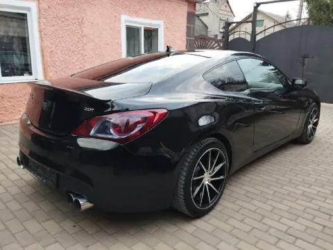 Продам hyundai geneses птс оригинал 1 владелец мотор 2.0 турбо чистый американец год выпуска 2011 пр... - фотография