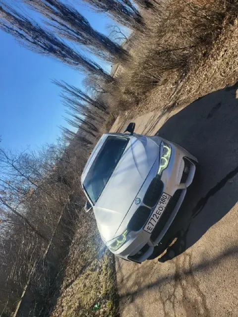 Продам, bmw f30 2017 год, стала на учёт 2016, авто технически в идеальном состоянии, за авто слежу,... - фотография