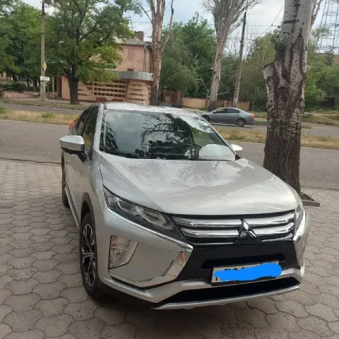 Mitsubishi eclipse cross 2019 года.
✅Японская сборка.
✅В рф одна владелица 2,5 года.
✅Полный привод.... - фотография