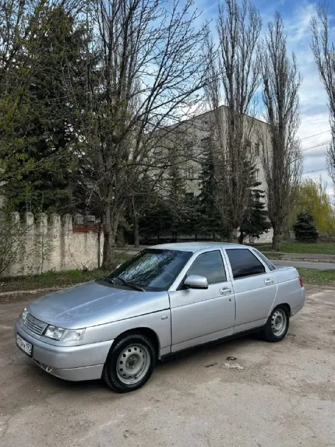 Продам ваз 2110 2006г 1.6 8кл я собственник, машина на мне на учете, владею 3.5 года. двигатель масл... - фотография