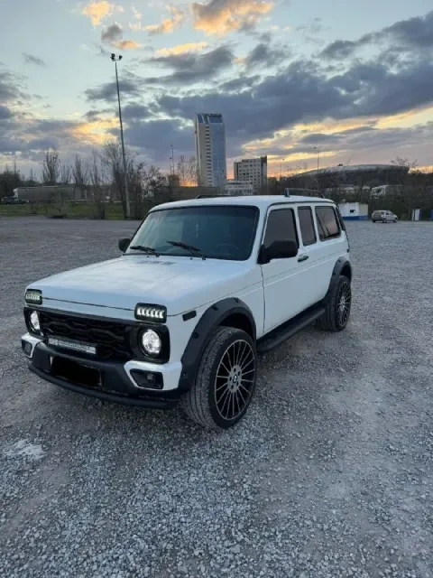 В продаже нива! документы стс, птс, дкп все в порядке ! автомобиль разбирался до гола, шумка в 360 г... - фотография