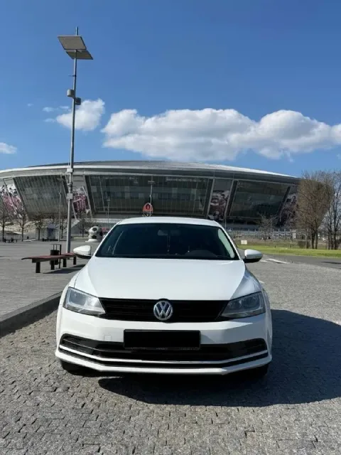 Продам volkswagen jetta 6 2016 года в идеальном состоянии, в заводском окрасе без единого дтп🔥 двига... - фотография