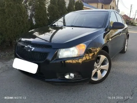 Chevrolet cruz,1.6 механика,2010 год выпуска, пробег 205 000 км, седан, отличное состояние кузова, б... - фотография
