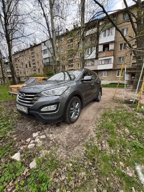 Hyundai santa fe двигатель: 2.4 бензин. коробка: автомат год выпуска: 2013г пробег: 178т. км. привод... - фотография