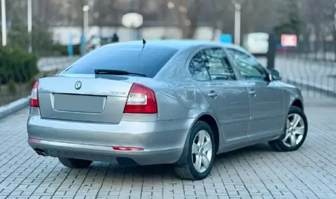 Продам skoda octavia 2012 года выпуска
Мотор коробка в отличном состоянии, вложений никаких не требу... - фотография