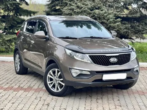 К вашему вниманию kia sortage 2014года 2.0 в идеальном состоянии как по кузову так и технически мото... - фотография