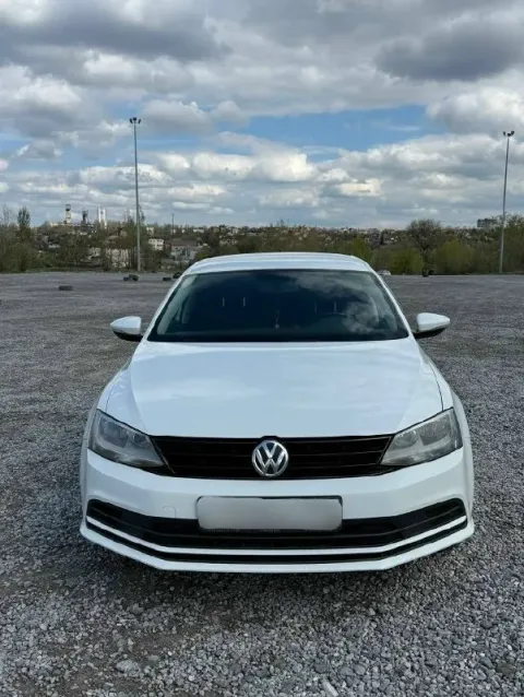 Продам volkswagen jetta 6 2016 года в идеальном состоянии, в заводском окрасе без единого дтп🔥 двига... - фотография