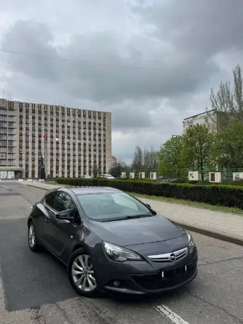 Продам opel astra j gtc 2012 г. в. 212 т. км родного пробега мотор: 1.4 т (140 л. с) привод: передни... - фотография