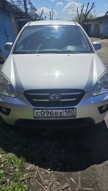 Kia carens 2008 г. продаётся семейный 7 местеый автомобиль в идеальном состоянии. пробег: 260к ходов... - фотография