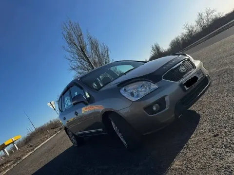 Продам kia carens 2011 📮 город: горловка 📊 пробег: 237 тыс ⛽ двигатель (тип, объем, мощность): 2.0 м... - фотография