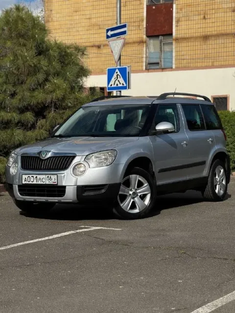 Skoda yeti 1.2 tsi dsg 2011 г. в. компакт-кроссовер с турбо мотором в идеальном состоянии родном окр... - фотография