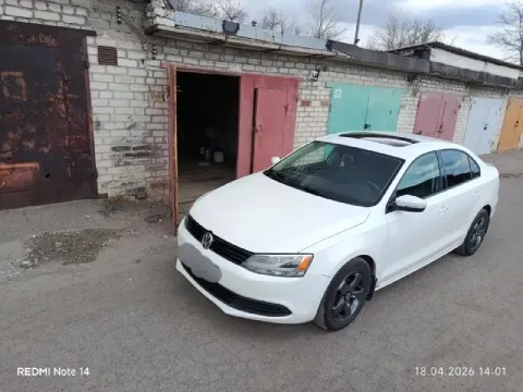 Продам volkswagen jetta 6, 2012 год мотор 2.5 бензин коробка автомат aisin 6-ступ автомат не дсг про... - фотография