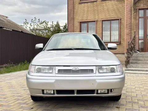 Продам ваз 2110 авто местное один владелец по птс автотека зелёная авто в родной краске в дтп не уча... - фотография