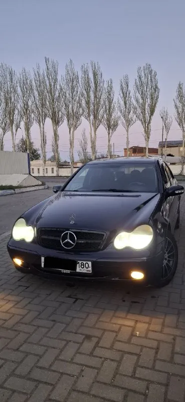 Продам mb с-klass w 203 год - 2000. пробег - 310000 км. объём 2.0 (150 л. с.) бензин. установлен 4 (... - фотография