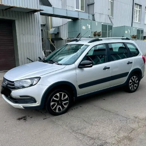 Ваз granta cross 1,6. mt, 2024, 47 502 км родная краска, без дтп. живая, для грунтовок и города — от... - фотография