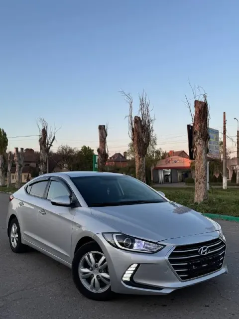 Продаётся hyundai elantra 2017 года. автомобиль в отличном состоянии, полностью обслужен и не требуе... - фотография
