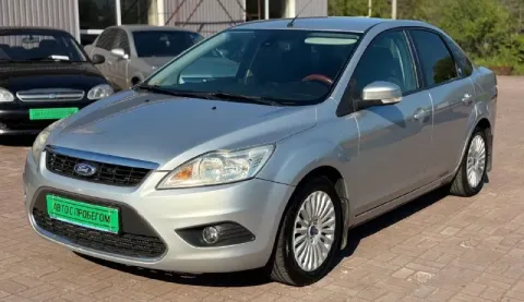 Ford focus двигатель:2.0 ⛽️вид топлива:бензин ⚙️кпп:механика кузов:седан пробег: 154.000 км 📅год вып... - фотография