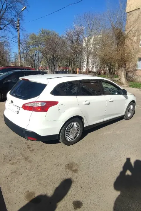 Ford focus 3 продам ford фокус 3 2014 года, в хорошем состоянии, без ржавчины, вмятин, царапин. двиг... - фотография
