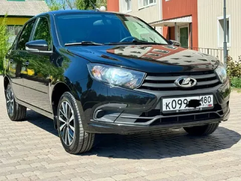 Продам lada grant club 1.6 16 к. л 106 л. с комплектация enjoy pro машина новая родной пробег 13 000... - фотография