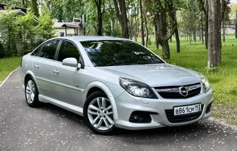 Продам: opel vectra opc line 1.8 бензин, механика 2008 года выпуска кузов отличный без дтп не бит за... - фотография