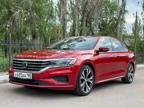 Volkswagen passat sel premium 2020 ✅ 2020 год ✅ мотор 2.0т / бензин / акпп (aisin) ✅ пробег 88.000 к... - фотография