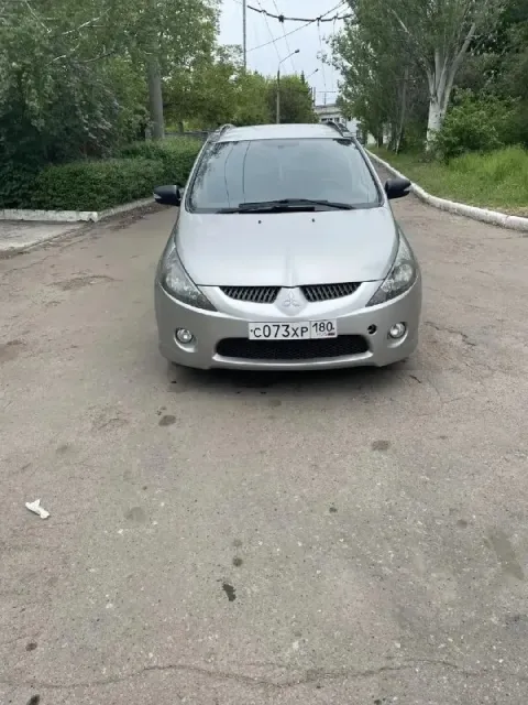 Mitsubishi grandis 2008, 2.4 at, минивэн — идеален для семьи

· Год выпуска: 2008
· Двигатель: 2.4 г... - фотография