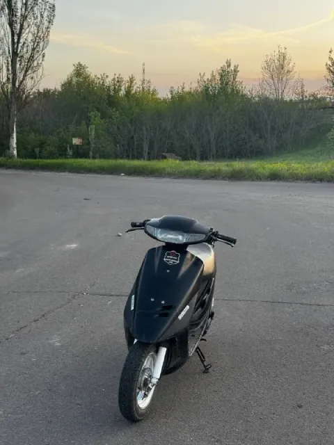 Продам -скутер honda dio 27 работает без нареканий заводиться с пол оборота вся электрика работает в... - фотография