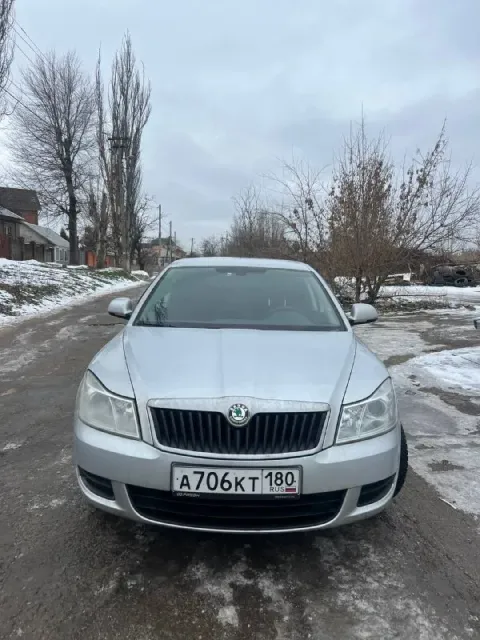 Продам живой повседневный авто в хорошем состоянии, ходовка мягкая, двигатель не троит не дымит, мех... - фотография