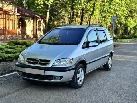 Opel zafira a 2004 года выпуска 1.8 бензин, механика состояние идеальное вся обслуженная от а до я п... - фотография