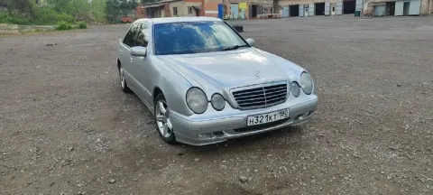 Продам mercedes w 210, 2000 г. в. двигатель 2.2 дизель, коробка механика 6 ст. , пробег 348 т. , ест... - фотография