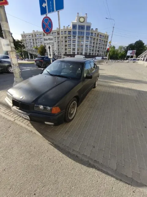 Bmw e36 316i двигатель м43б16 1995г, установлен газ, находится в мариуполе цена 400т торг тел +79497... - фотография